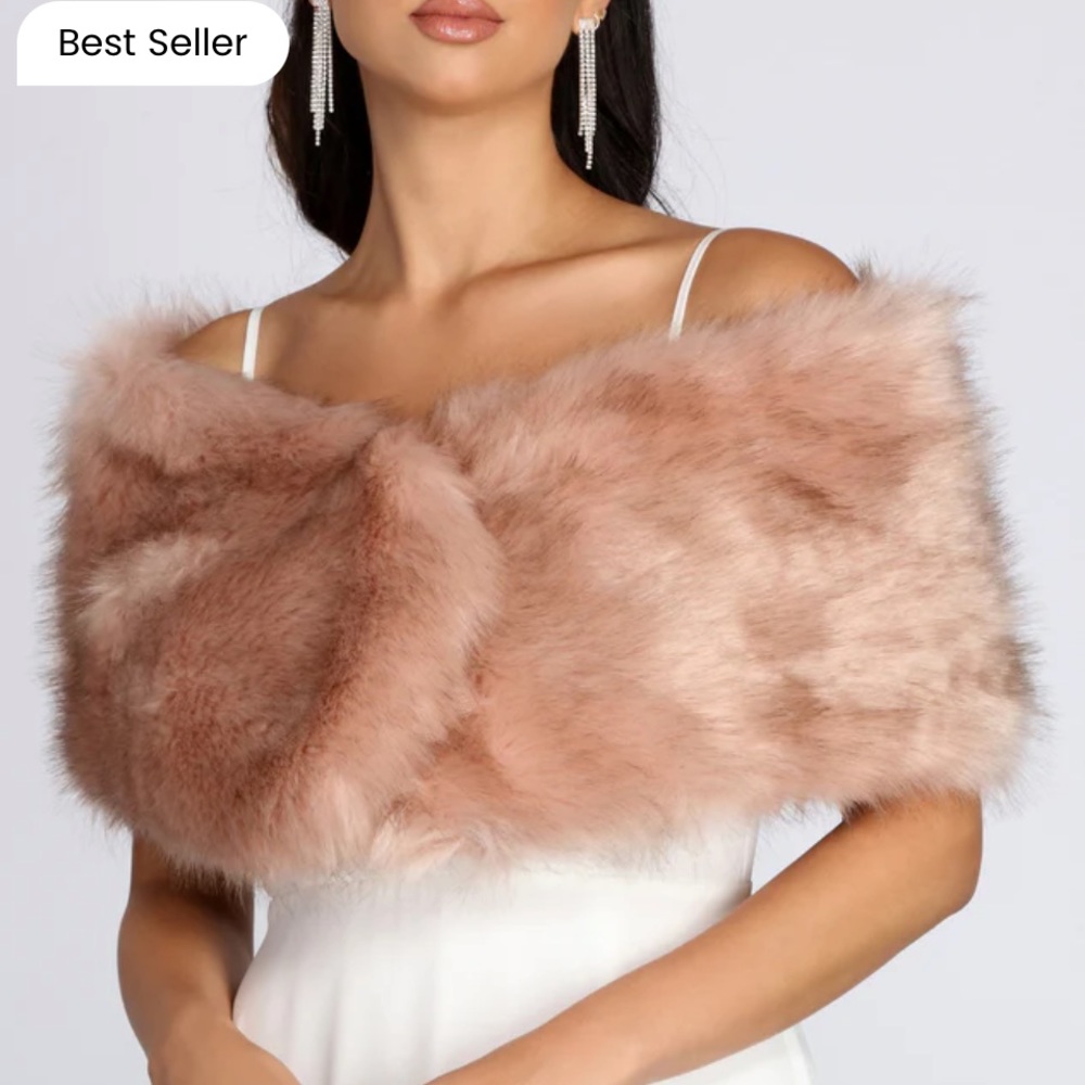 Ms. Diva Faux Fur Shawl